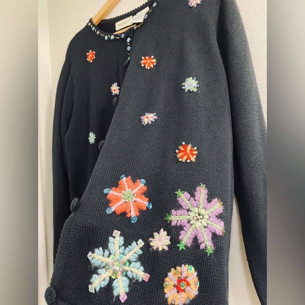 Vintage White Stag Black Beaded Snowflake Embroidered Cardigan XL Grandma Core - Picture 7 of 8